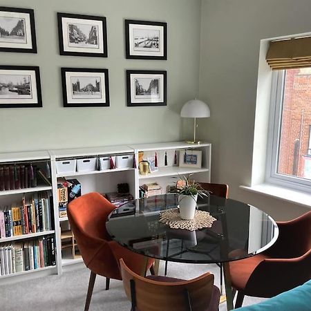 Апартаменты The Flat On Humber Street Кингстон-апон-Халл Экстерьер фото