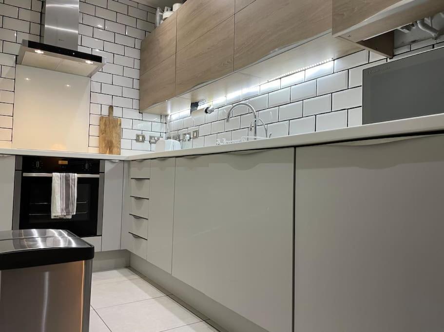 Апартаменты The Flat On Humber Street Кингстон-апон-Халл Экстерьер фото