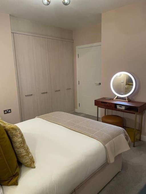 Апартаменты The Flat On Humber Street Кингстон-апон-Халл Экстерьер фото