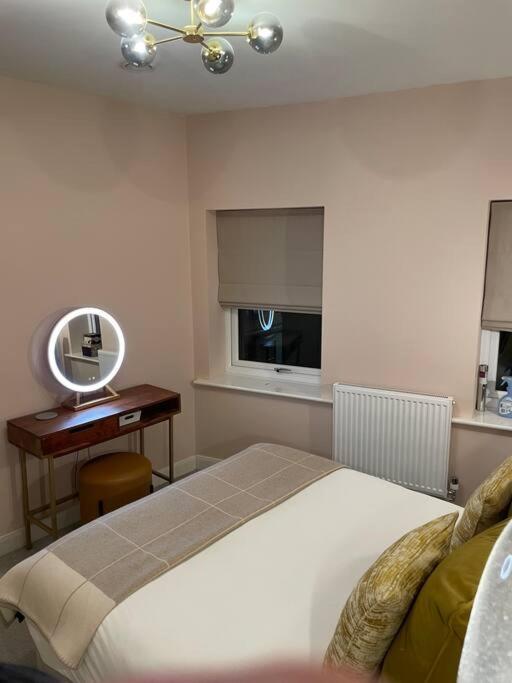 Апартаменты The Flat On Humber Street Кингстон-апон-Халл Экстерьер фото